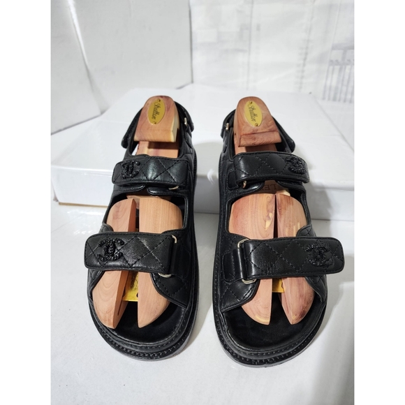Chanel Quilted Leather Dad Slingback Sandals Black Size 39 - Picture 1 of 13